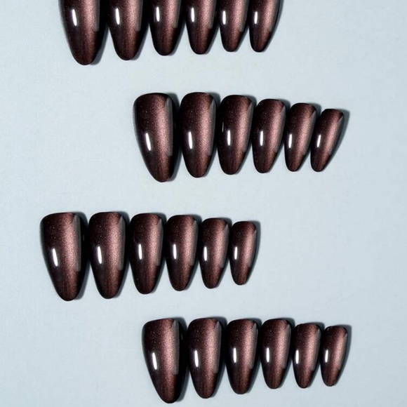 24pc Press On Nail Set from the Nail Bar 💅 - Picture 3 of 4